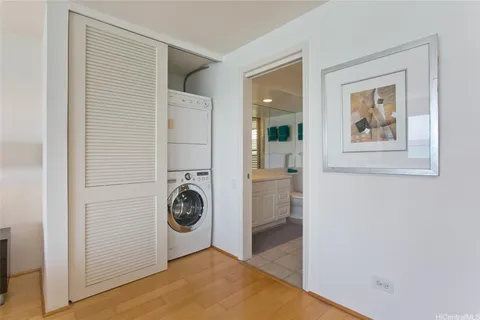 $2,500,000 | 2895 Kalakaua Avenue, Unit 1202, Honolulu, HI 96815