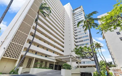 $2,500,000 | 2895 Kalakaua Avenue, Unit 1202, Honolulu, HI 96815