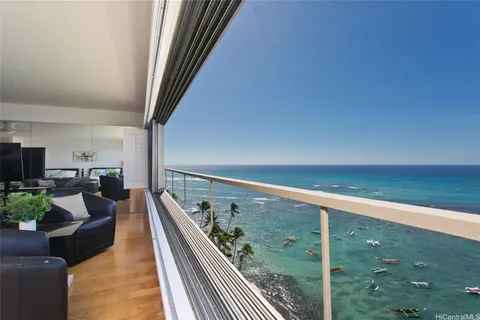 $2,500,000 | 2895 Kalakaua Avenue, Unit 1202, Honolulu, HI 96815