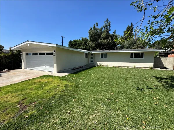 $1,150,000 | 2432 Larchmont Avenue, Santa Ana, CA 92706
