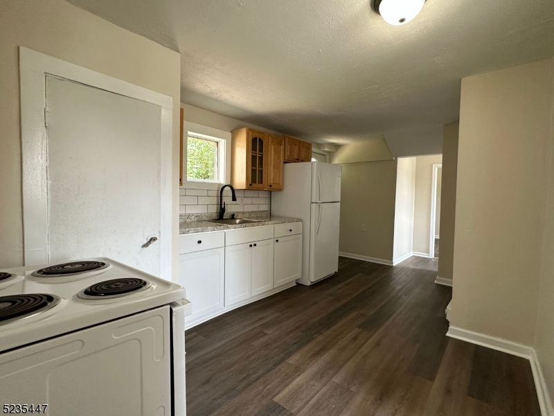 14 West Main Street, Unit A Clinton, NJ 08809 - Photo 5 of 20