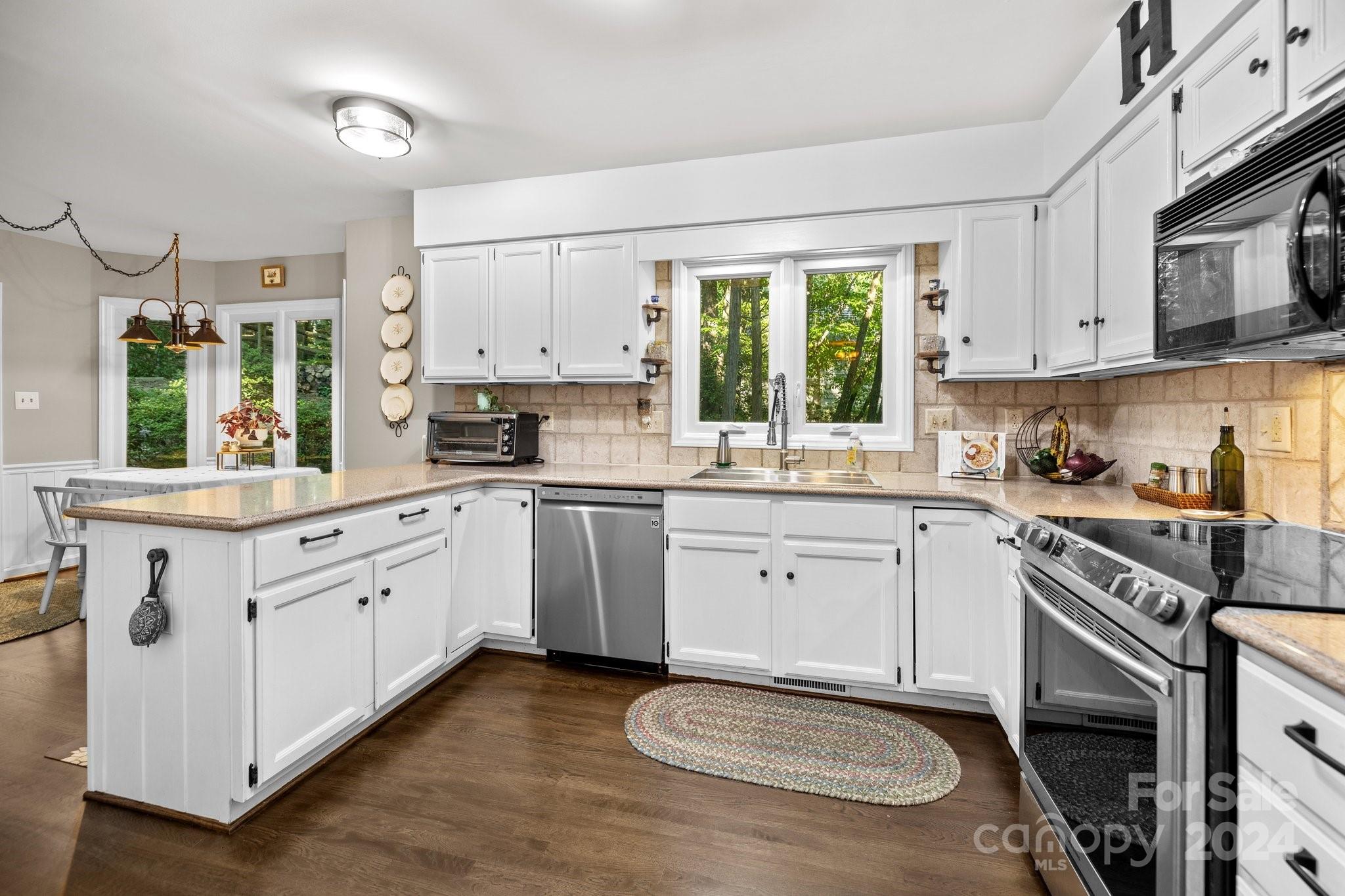 10 Tanglewood Road Clover, SC 29710 - Photo 9 of 48 Gallery Image 9