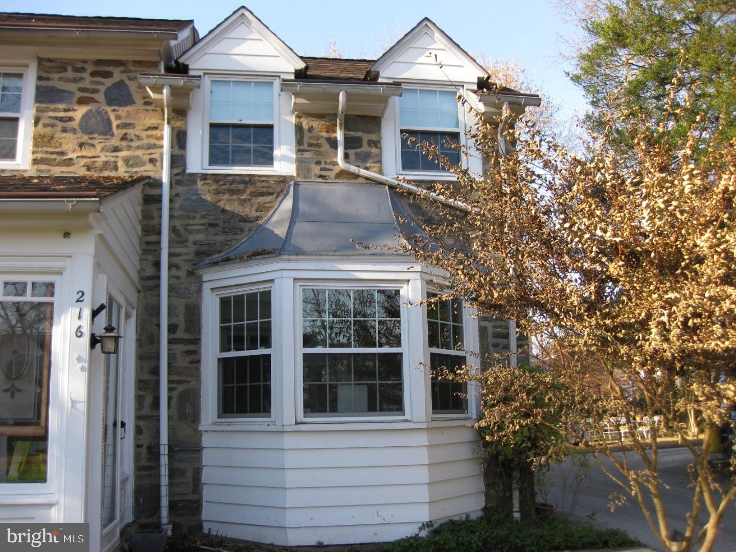 216 Williamsburg Road Ardmore, PA 19003 - Photo 2 of 24 Gallery Image 2