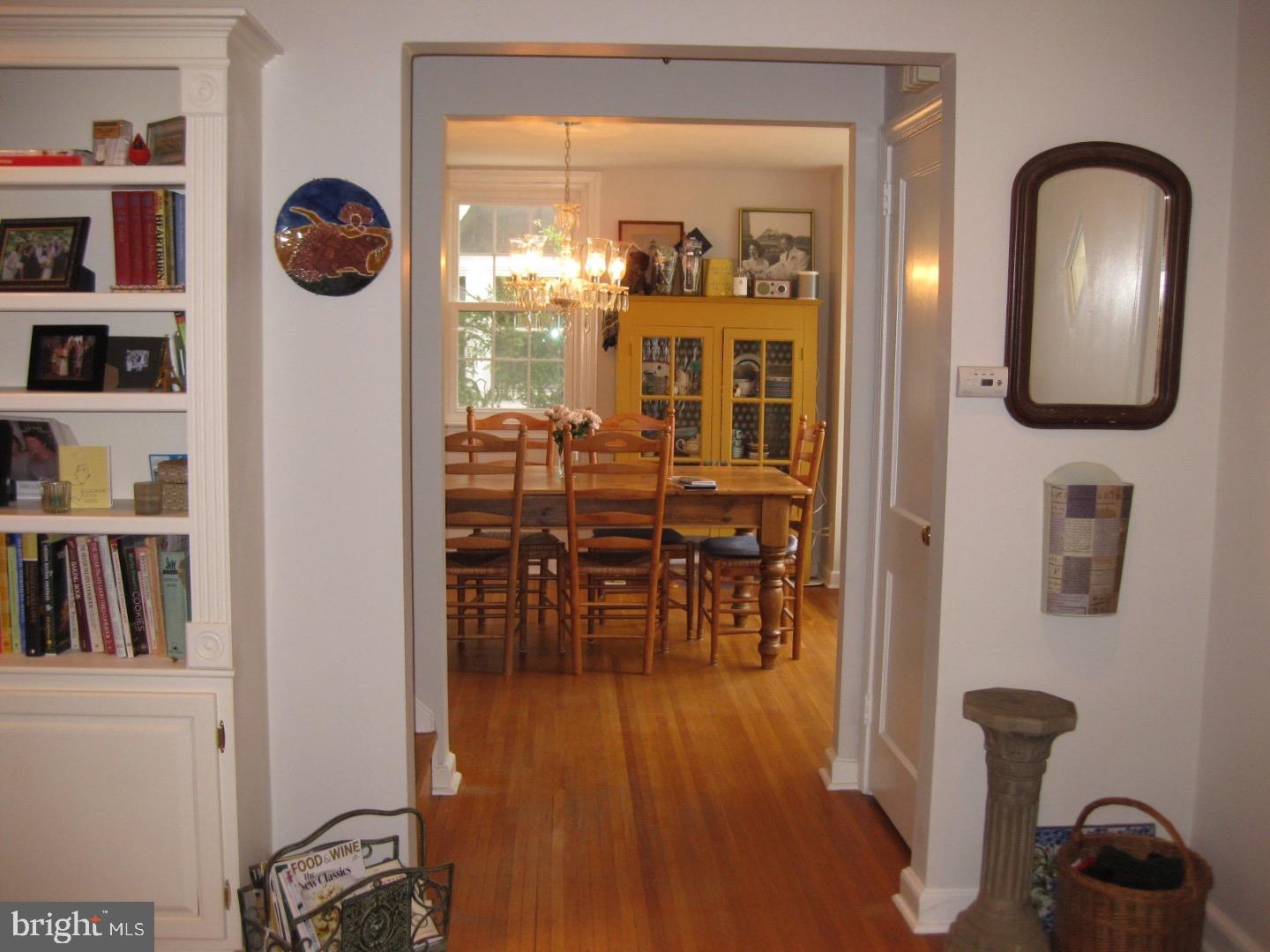 216 Williamsburg Road Ardmore, PA 19003 - Photo 9 of 24 Gallery Image 9