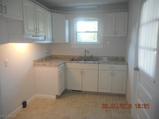 596 Briggs Road Leavittsburg, OH 44430 - Photo 18 of 29 Gallery Image 18