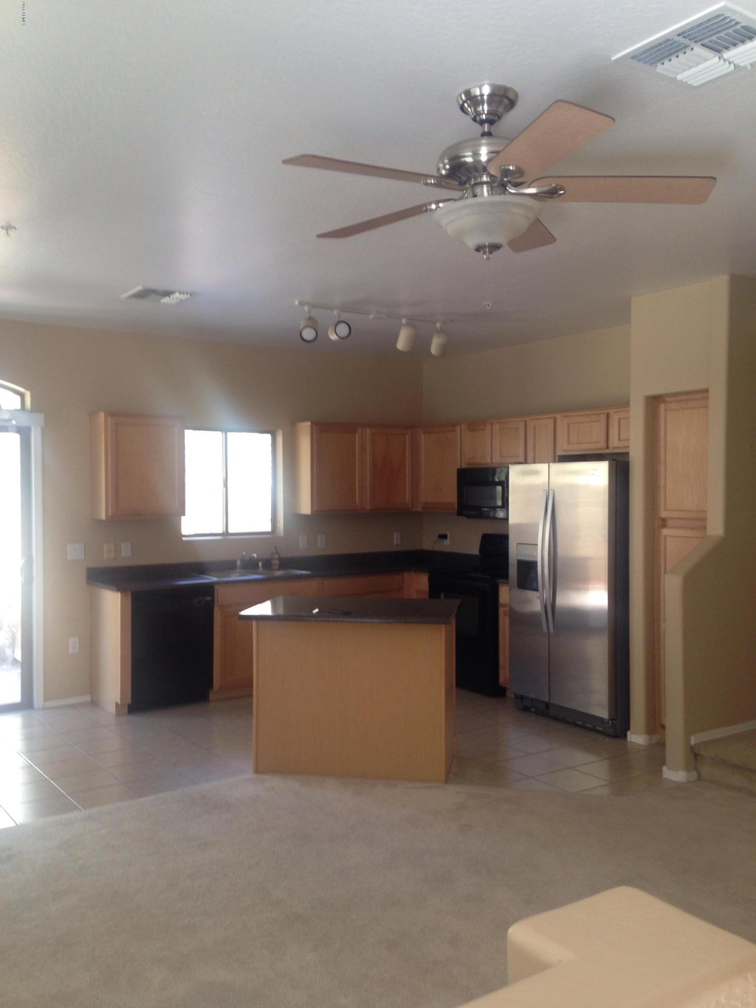 2150 East Bell Road, Unit 1156 Phoenix, AZ 85022 - Photo 7 of 19 Open kitchen with island