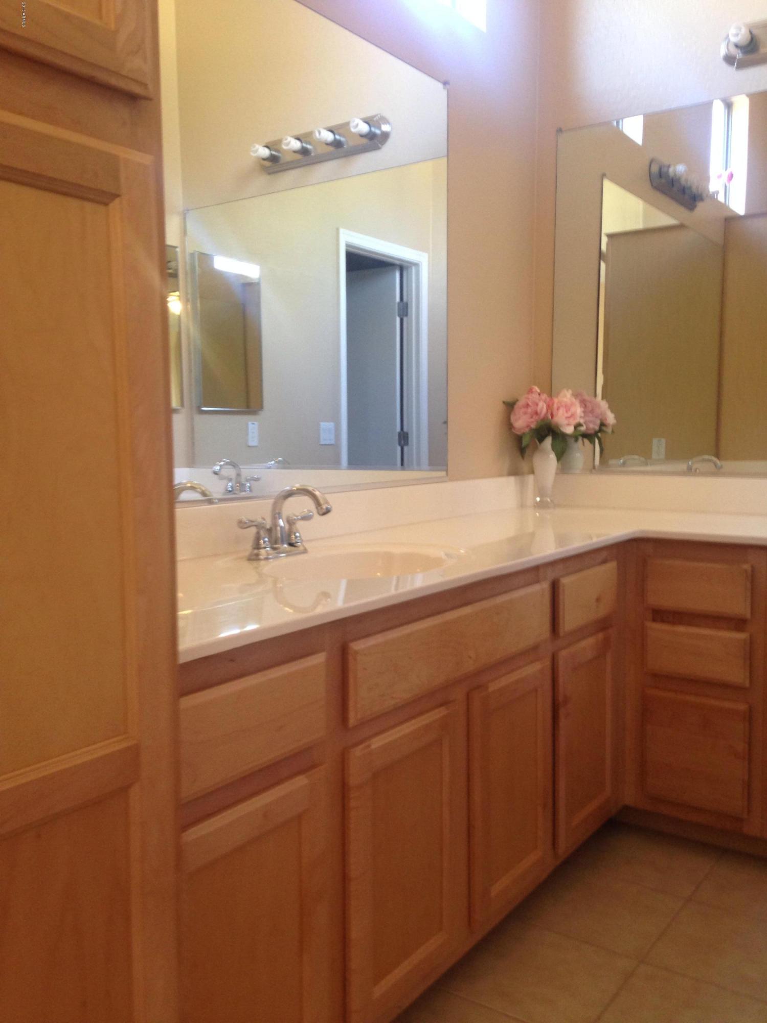 2150 East Bell Road, Unit 1156 Phoenix, AZ 85022 - Photo 9 of 19 Master bath with dual sinks