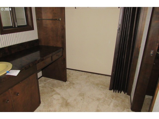 655 Southeast Summit Drive Roseburg, OR 97470 - Photo 12 of 19