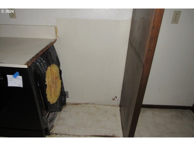 655 Southeast Summit Drive Roseburg, OR 97470 - Photo 14 of 19