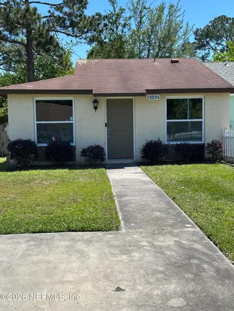 $995 | 1323 Solar Circle, Unit A, Orange Park, FL 32065