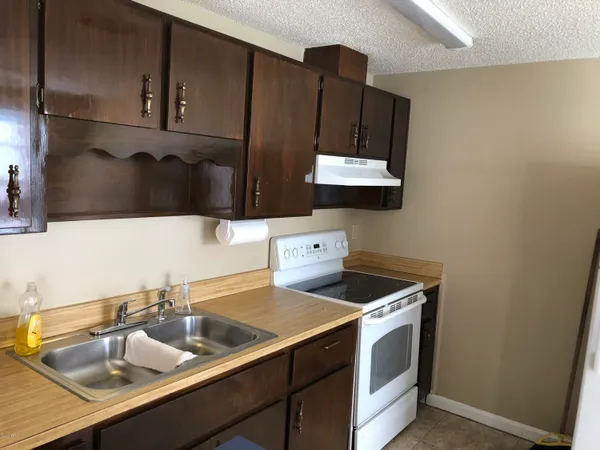 $995 | 1323 Solar Circle, Unit A, Orange Park, FL 32065