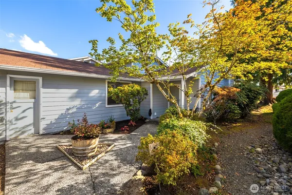 $310,000 | 25027 110th Place Southeast, Unit 17D, Kent, WA 98030
