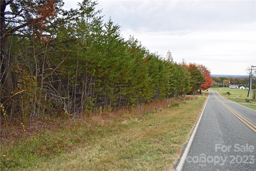 5342 Hope Road Vale, NC 28168 - Photo 28 of 39 a view of a pathway both side of river next to a yard