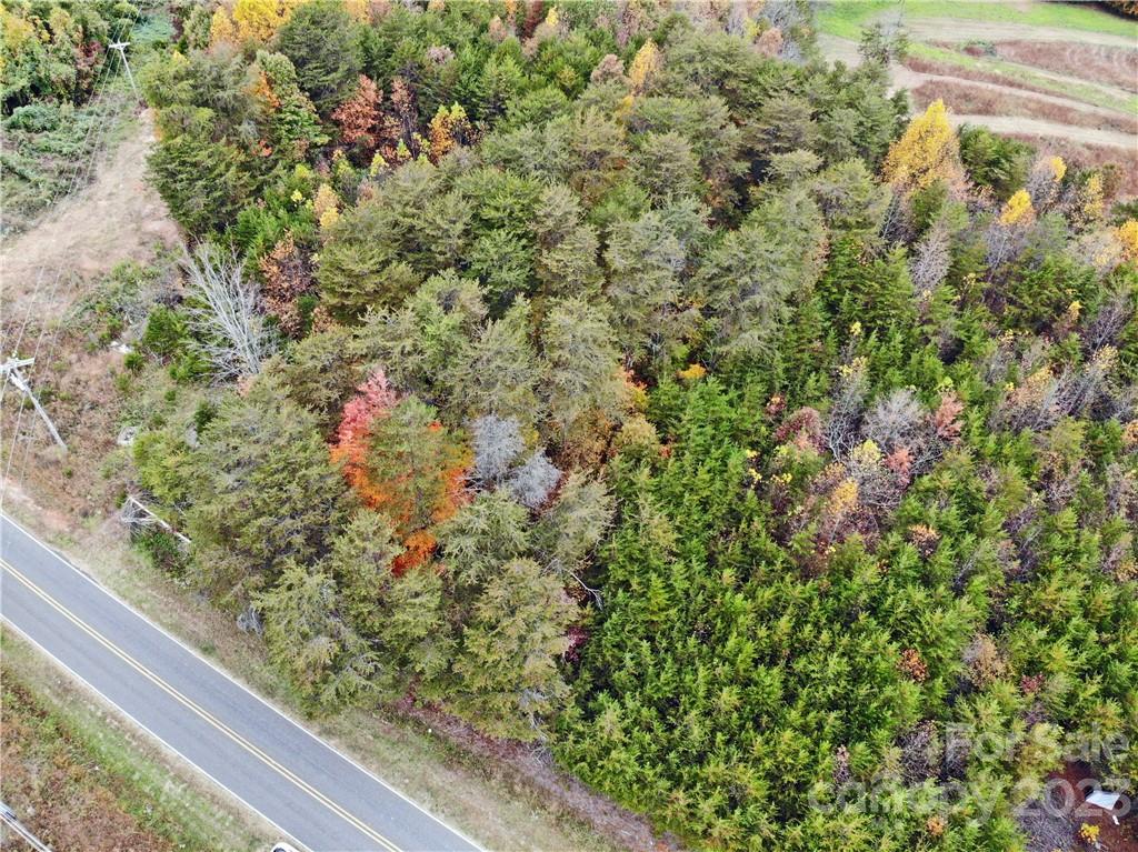 5342 Hope Road Vale, NC 28168 - Photo 3 of 39 a view of a garden from a balcony