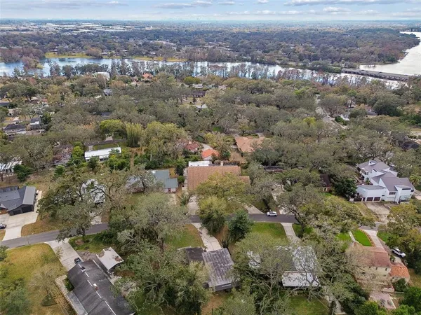 $480,000 | 308 Brentwood Drive, Unit 33617, Temple Terrace, FL 33617