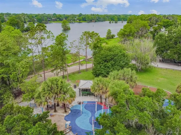 $480,000 | 308 Brentwood Drive, Unit 33617, Temple Terrace, FL 33617