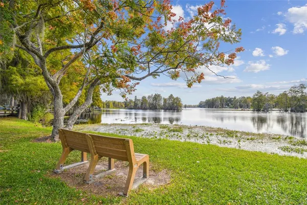 $480,000 | 308 Brentwood Drive, Unit 33617, Temple Terrace, FL 33617