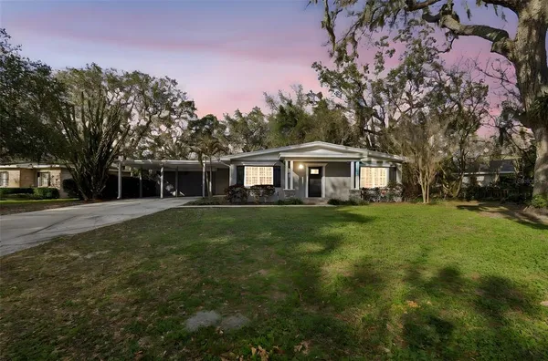 $480,000 | 308 Brentwood Drive, Unit 33617, Temple Terrace, FL 33617