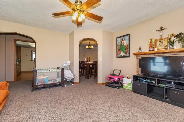 $375,000 | 418 West Main Street, Arlington, MN 55307