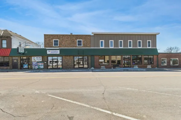 $375,000 | 418 West Main Street, Arlington, MN 55307