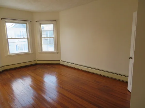 $1,900 | 101 Princeton Street, Unit 2, New Bedford, MA 02745