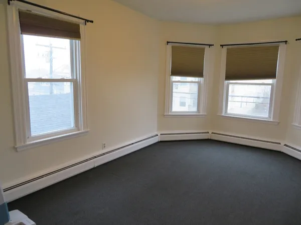 $1,900 | 101 Princeton Street, Unit 2, New Bedford, MA 02745