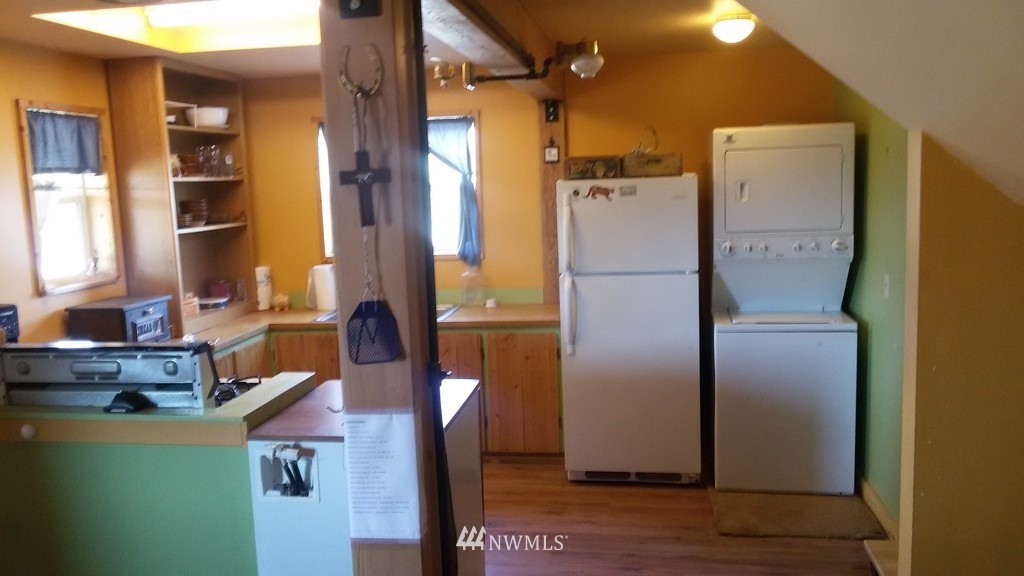 22 Sourdough Road East Tonasket, WA 98855 - Photo 4 of 11