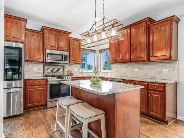 $625,000 | 13002 Staggs Leap Trail, Plainfield, IL 60585