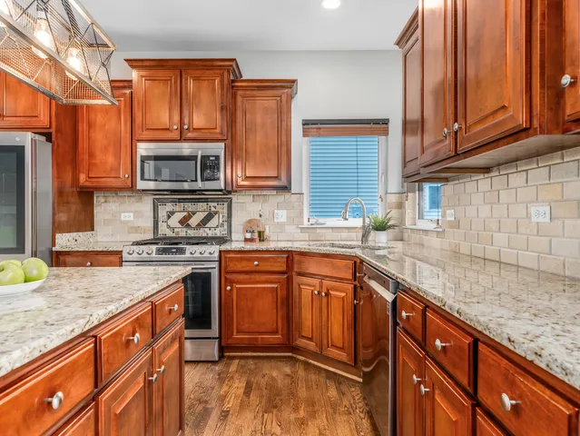 $625,000 | 13002 Staggs Leap Trail, Plainfield, IL 60585