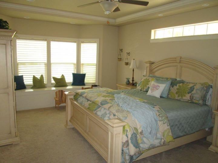119 Northwest Native Run Loop Grants Pass, OR 97526 - Photo 10 of 18 master bedroom