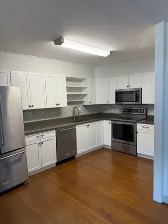 $3,000 | 20 Hammond Pond Parkway, Unit 606, Newton, MA 02467