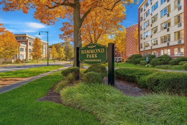 $3,000 | 20 Hammond Pond Parkway, Unit 606, Newton, MA 02467