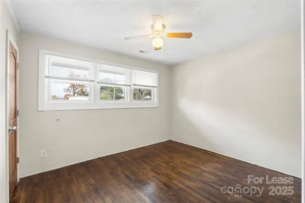 $1,049 | 2405 Julia Avenue, Unit 1, Charlotte, NC 28206