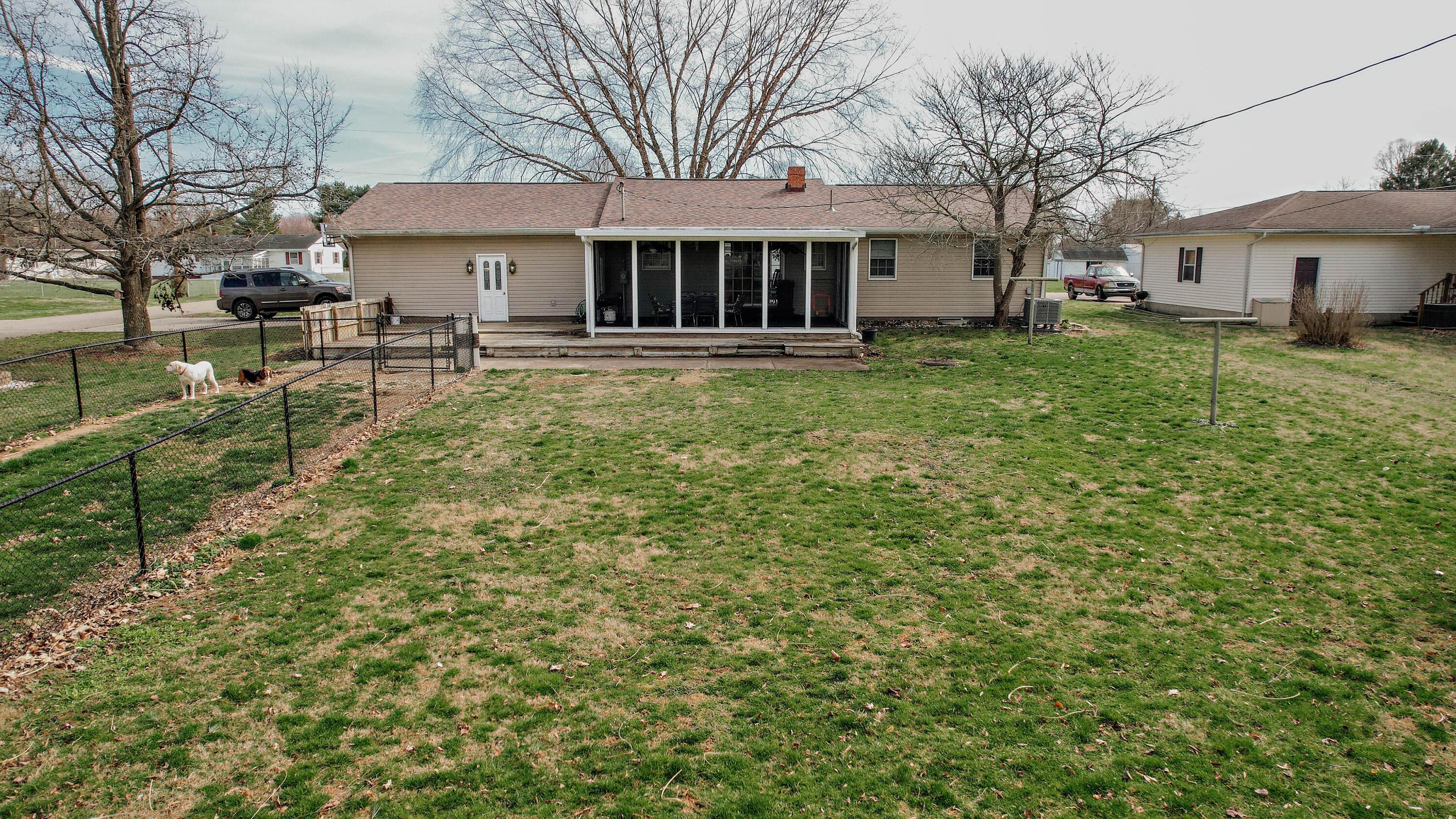 71 Sunset Road Londonderry, OH 45647 - Photo 41 of 46 041