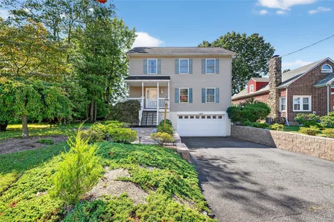 $899,000 | 209 Neuton Avenue, Rye Brook, NY 10573