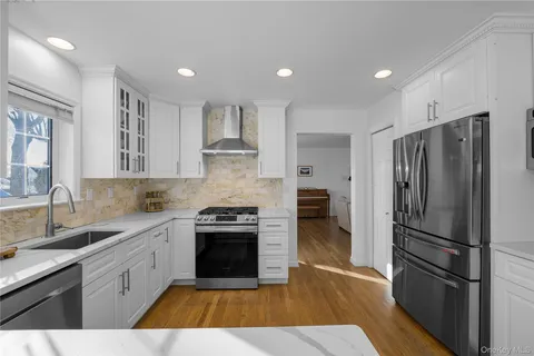 $899,000 | 209 Neuton Avenue, Rye Brook, NY 10573