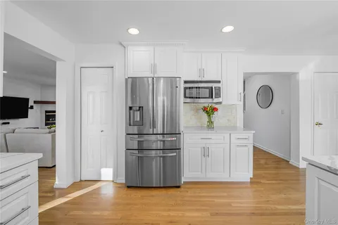 $899,000 | 209 Neuton Avenue, Rye Brook, NY 10573