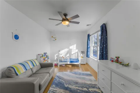 $899,000 | 209 Neuton Avenue, Rye Brook, NY 10573