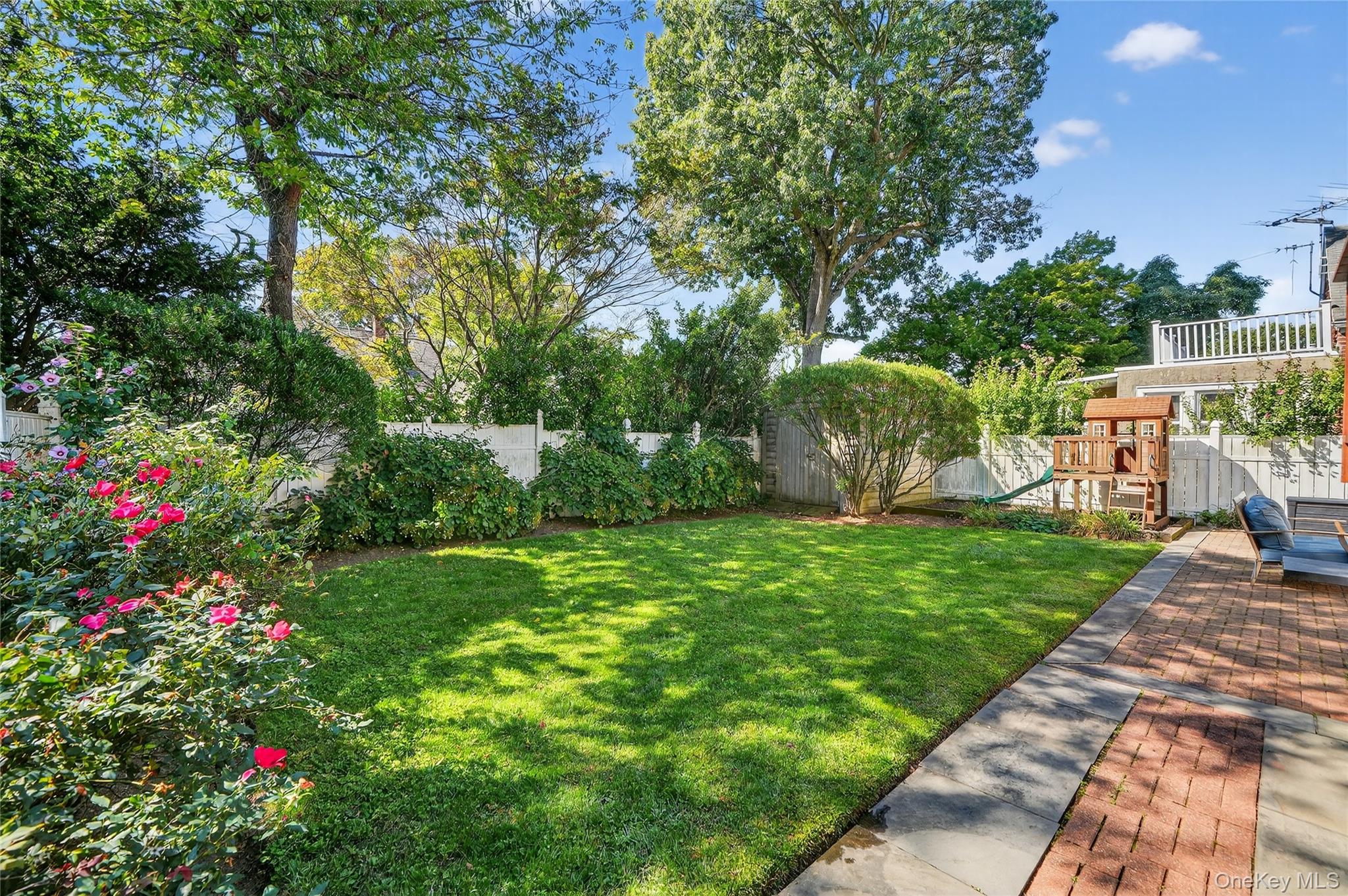 209 Neuton Avenue Rye Brook, NY 10573 - Photo 25 of 32