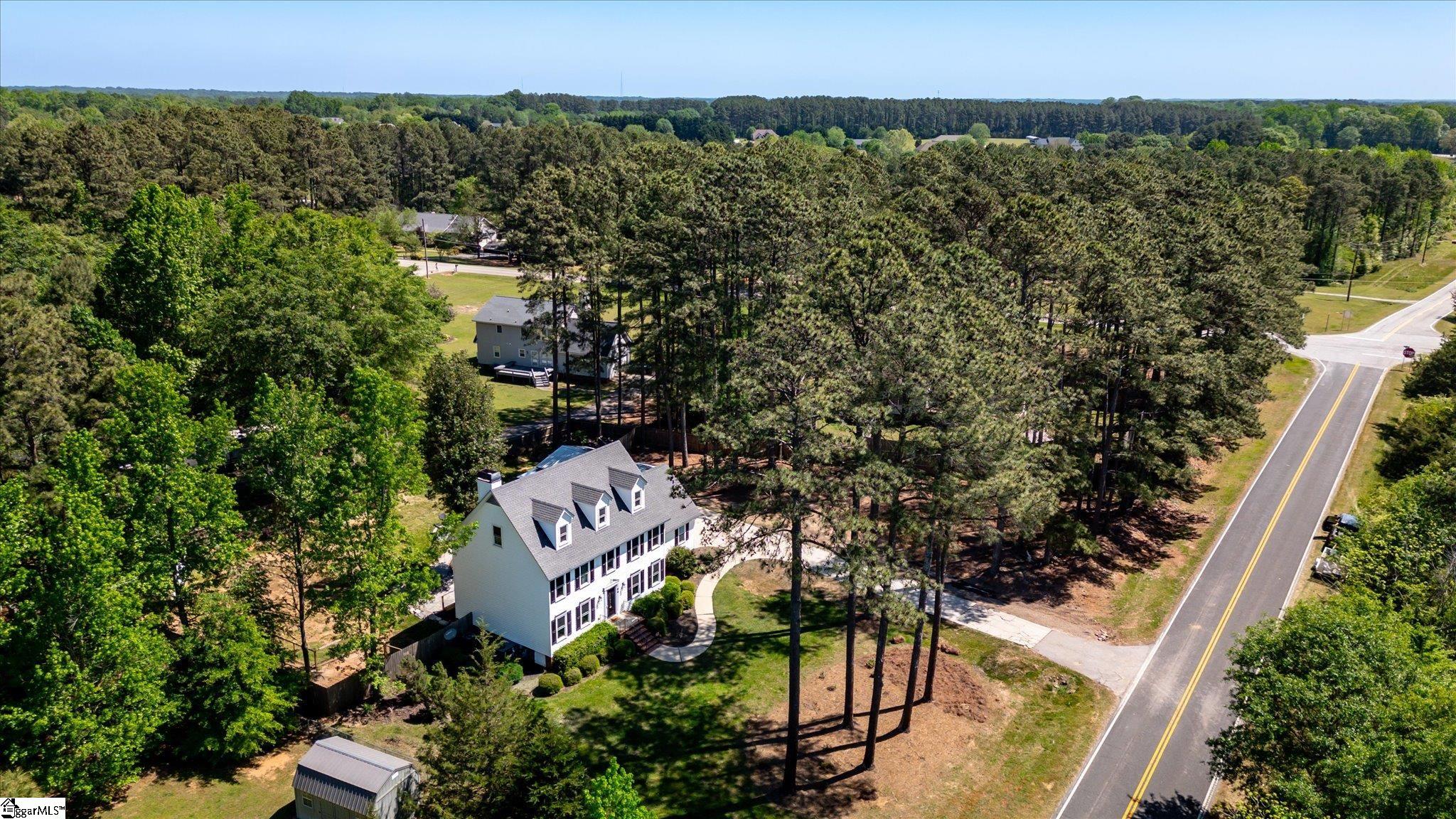 66 Cain Road Laurens, SC 29360 - Photo 2 of 35