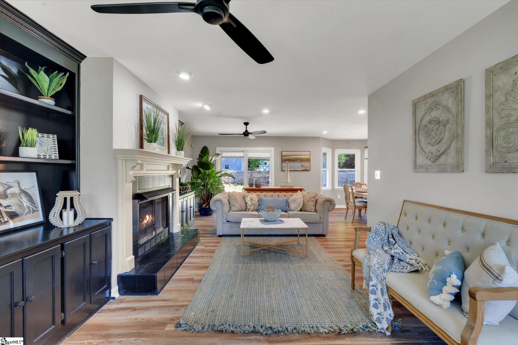 66 Cain Road Laurens, SC 29360 - Photo 4 of 35