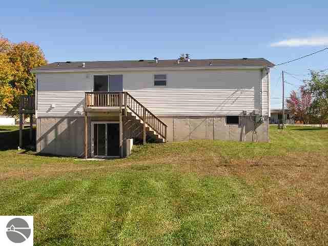 1884 Sawyer Road Traverse City, MI 49685 - Photo 2 of 14 1828609-1.JPG