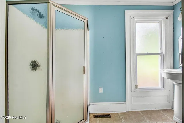 $170,000 | 105 West Wayne Street, Fremont, NC 27830