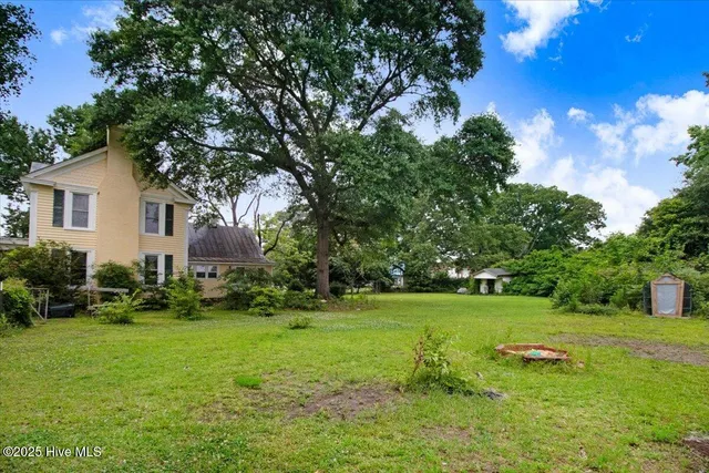 $170,000 | 105 West Wayne Street, Fremont, NC 27830