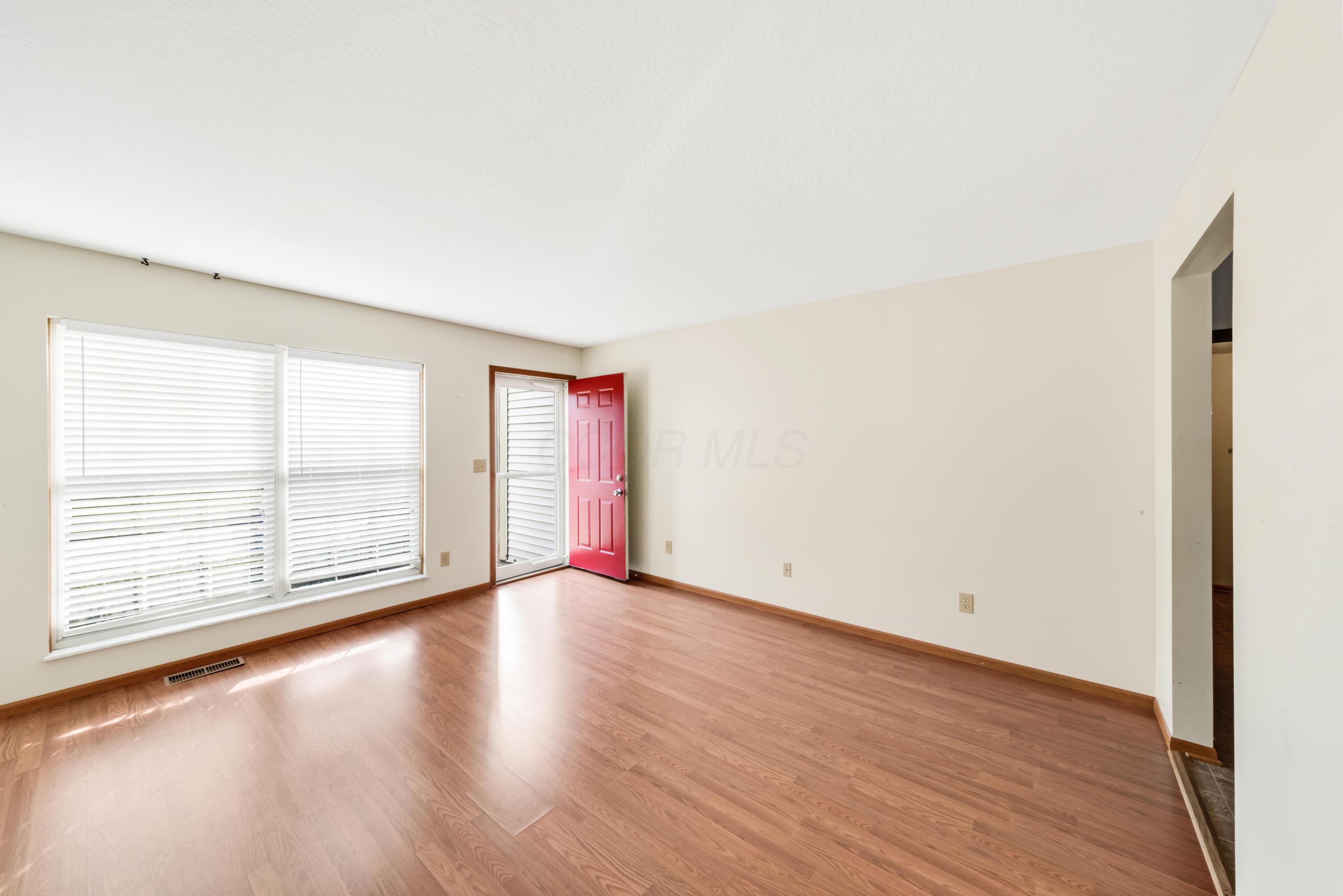 279 Richards Circle Delaware, OH 43015 - Photo 55 of 60 Living Room of 281 Richards