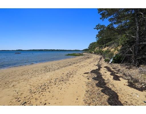 3 East Pasture Road Aquinnah, MA 02535 - Photo 9 of 33 Gallery Image 9