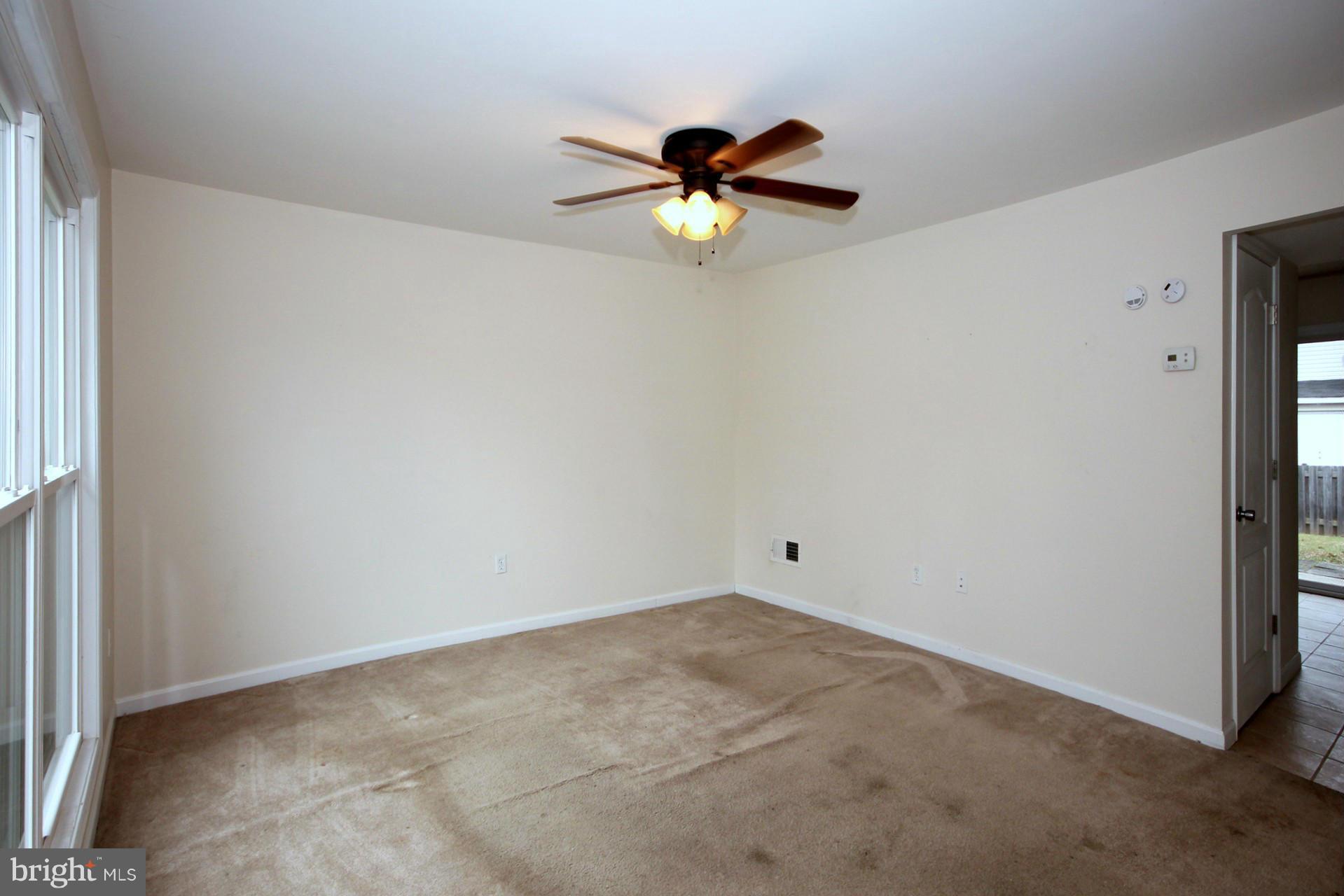 11533 Laurelwalk Drive Laurel, MD 20708 - Photo 22 of 25 Living Room