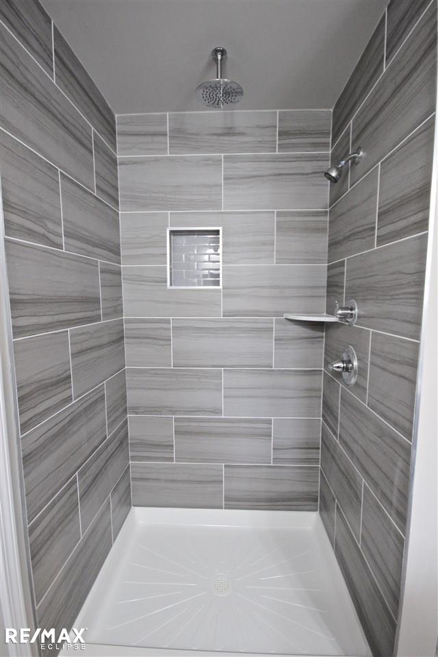 33486 Klein Road Fraser, MI 48026 - Photo 12 of 23 50002537-11.JPG