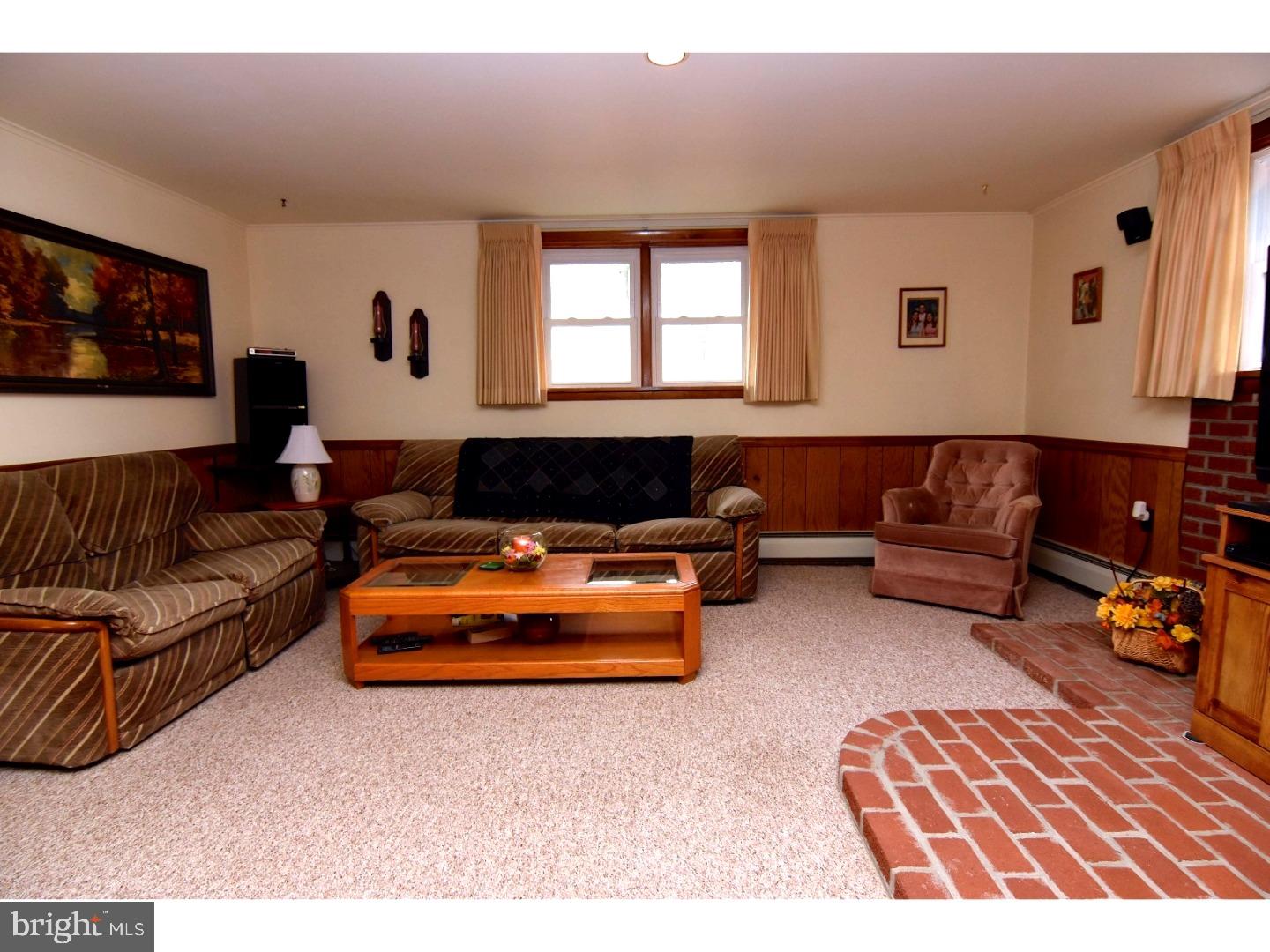 2602 Hill Road Reading, PA 19606 - Photo 8 of 25