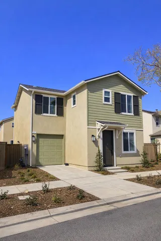 $384,710 | 801 Laina Avenue, Madera, CA 93636